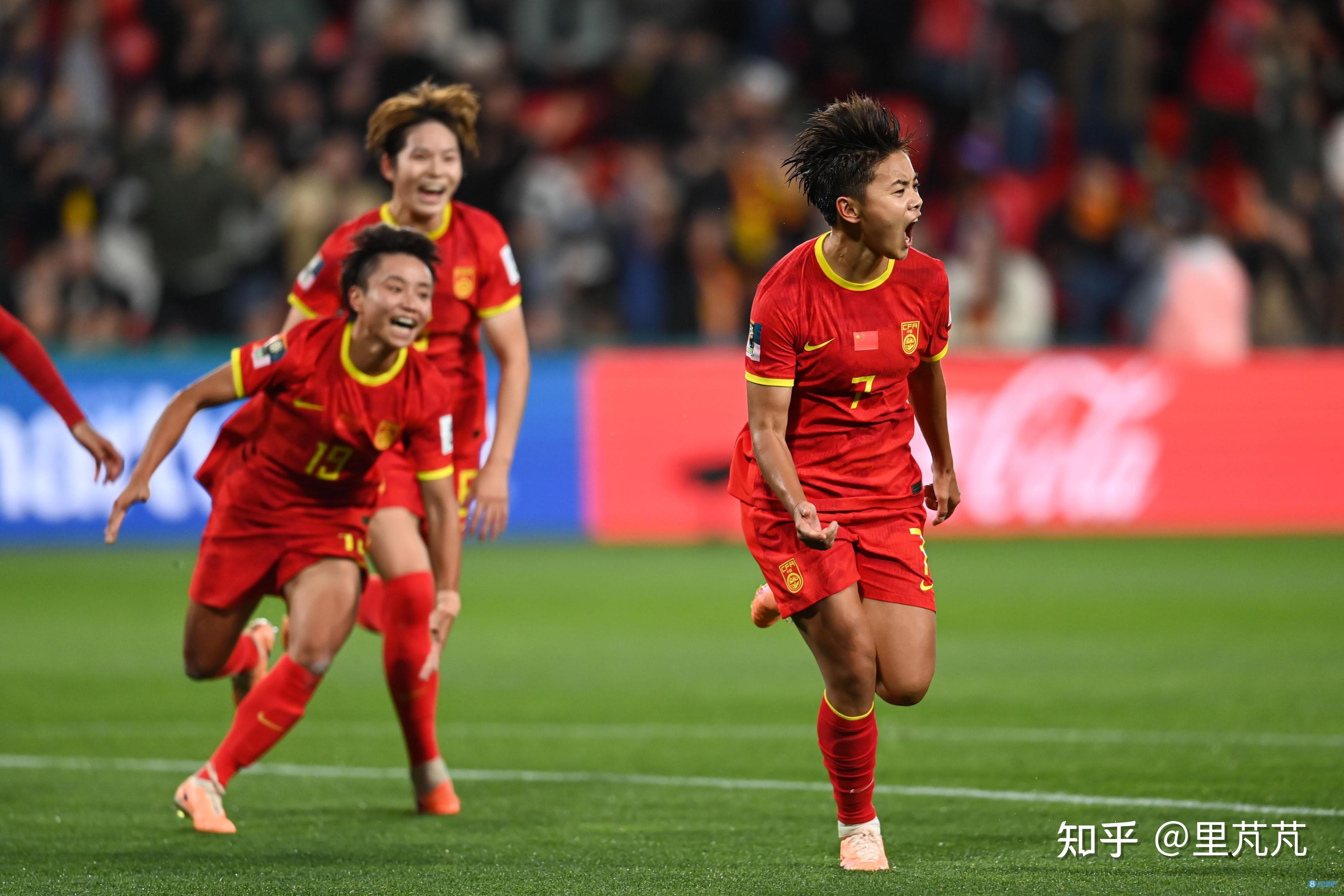 九游体育登录-中国女足球员以出色表现引发热议