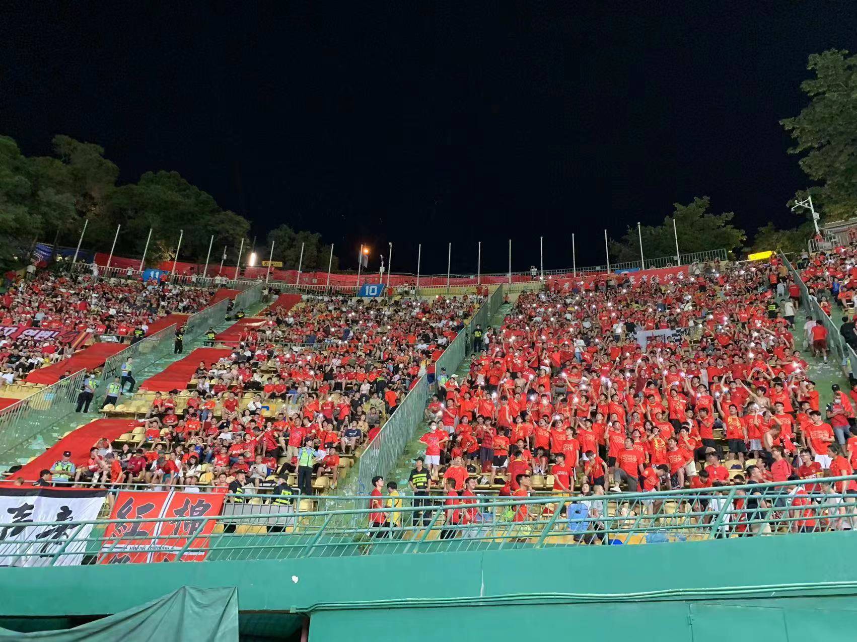 九游体育官网-关于广州队主场大胜拉萨，稳坐榜首位置的信息