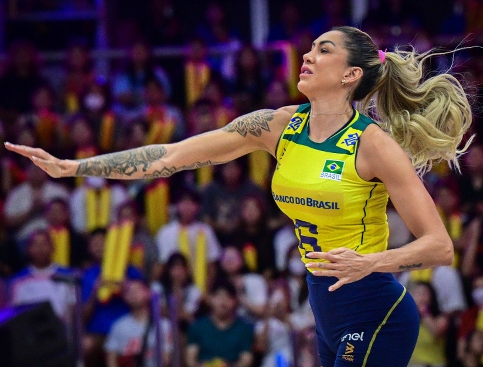 巴西女排队员战术娴熟,成功晋级决赛 巴西女排队员战术娴熟,成功晋级决赛