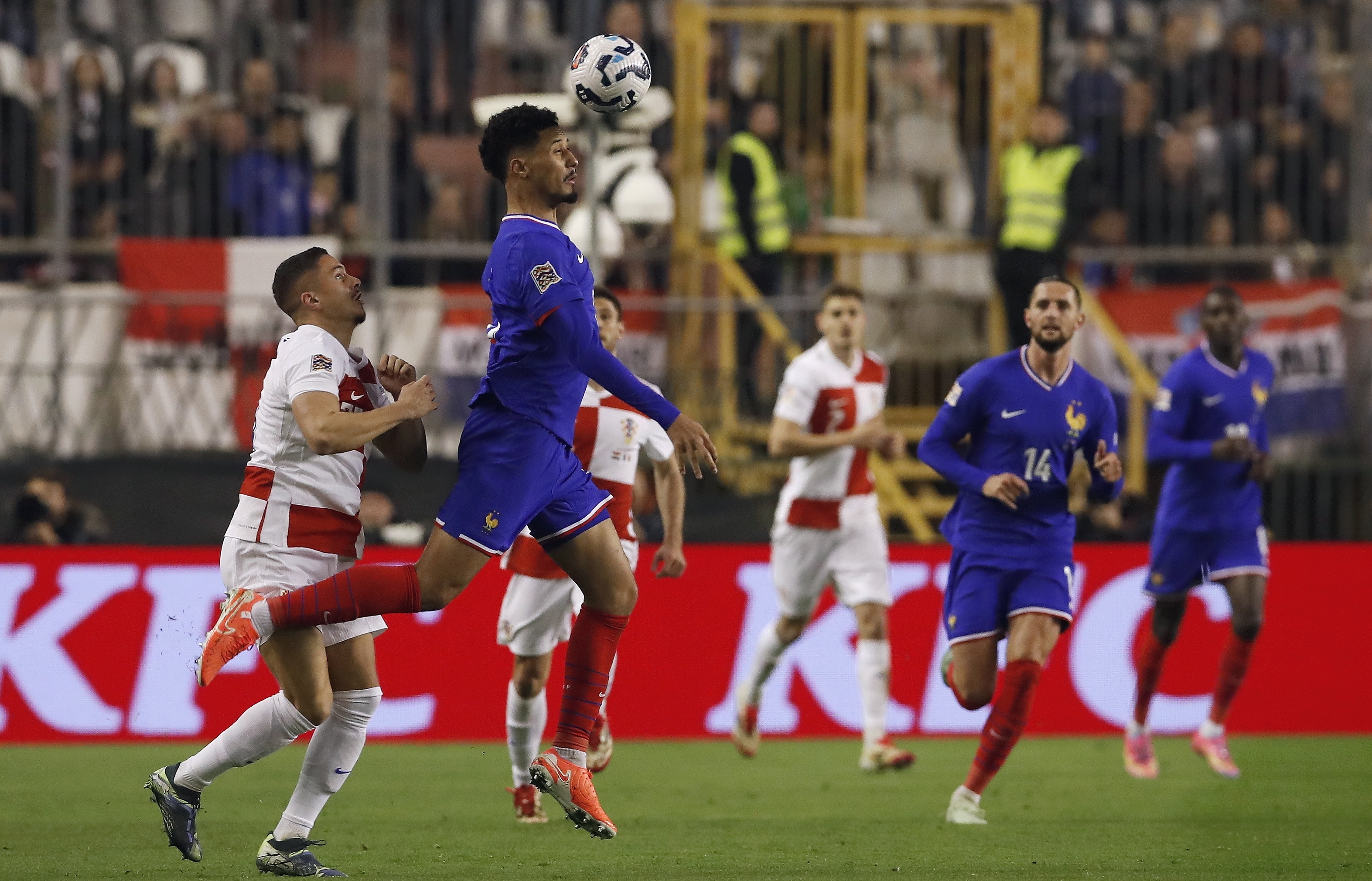 克罗地亚队险胜,惊险晋级欧锦赛16强的简单介绍 克罗地亚队险胜,惊险晋级欧锦赛16强的简单介绍