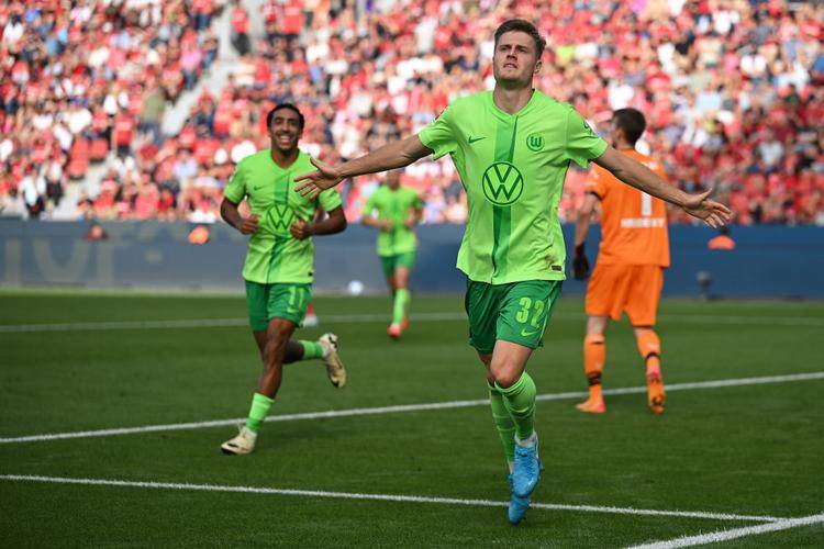 九游体育在线-关于施图加特迎来胜利，沃尔夫斯堡遗憾失利的信息